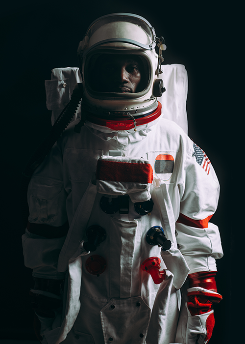 intraspace-astronaut-image01